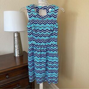 Vineyard Vines Blue Wave Chevron Dress sz 2